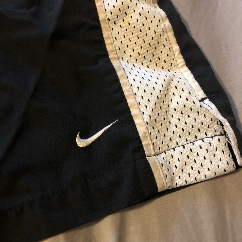 Nike athletic shorts - Picture 2 of 2